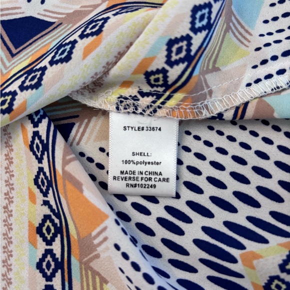 Oversized Patterned Lightweight Sleeveless Tunic Size M - Picture 7 of 10